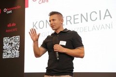 e learnmedia cafe2024c2